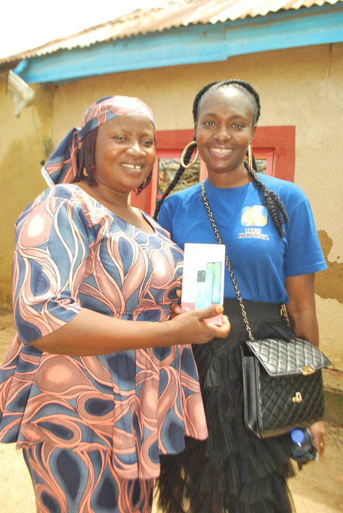 Driving Empowerment: Afriex and Tech Herfrica Collaborate to Empower Women Traders in Gishiri Community through Digital Skills and Smartphones