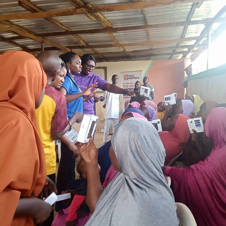 Empowering Internally Displaced Women through Digital Technology